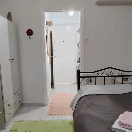 Mini דירה